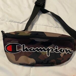 Champion Black and Brown Camouflage Belt Bag bag set